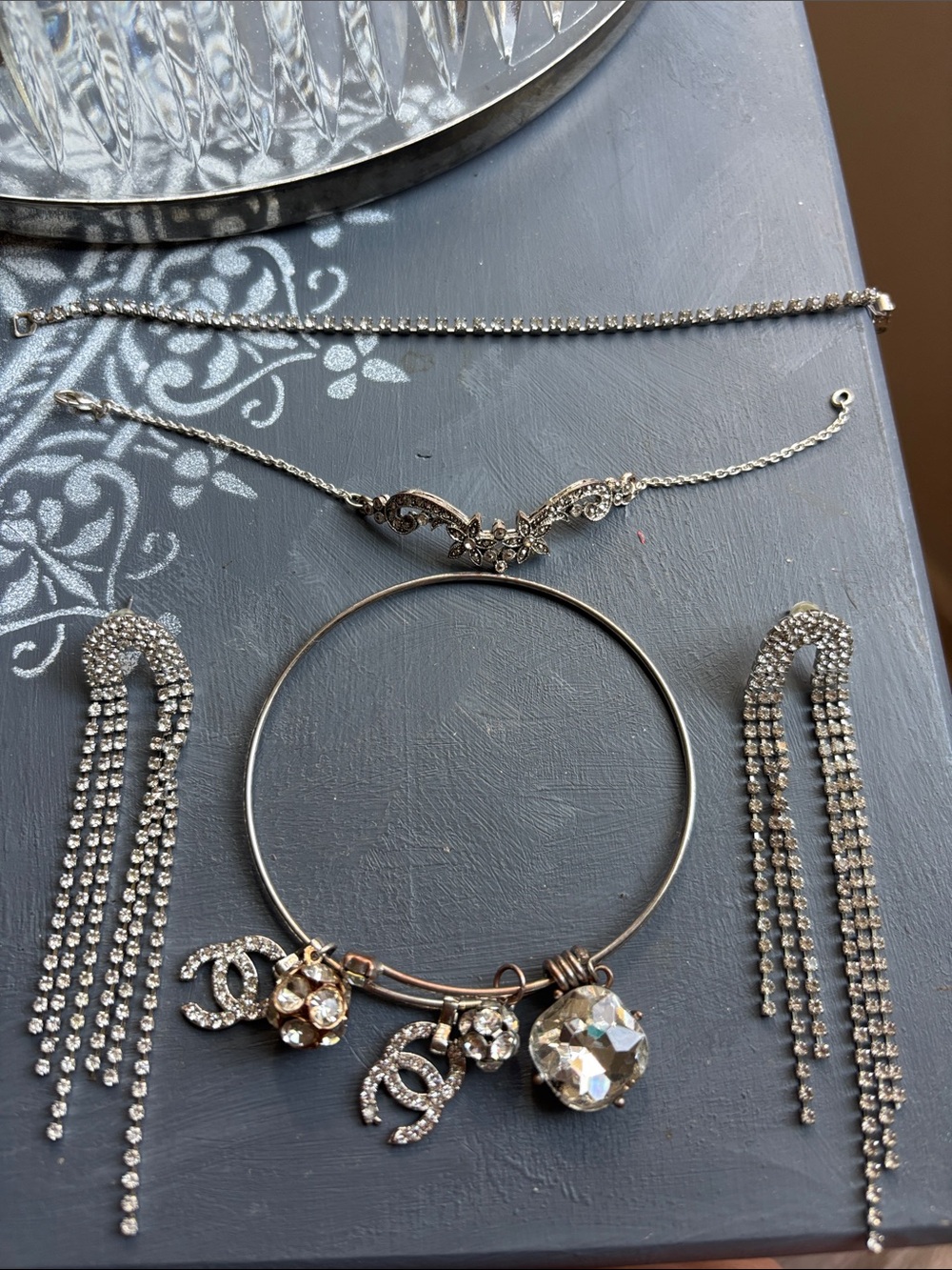 Fashion Jewelry Silver-Tone Crystal Charm Bracelet with Dangle Earrings